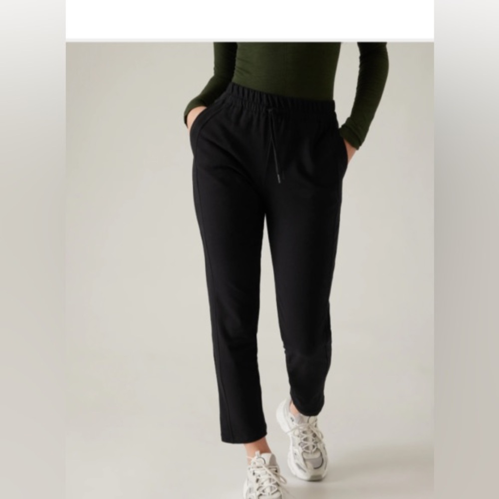 NWT Athleta medium retroterry taper pants